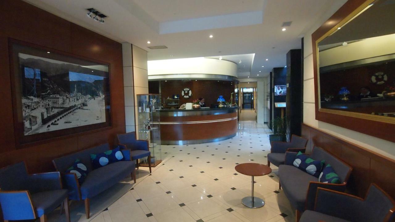 Piccolo Hotel Монелья Экстерьер фото
